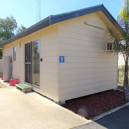 Moonta Bay Cabins Motel Port Moonta Ngoại thất bức ảnh