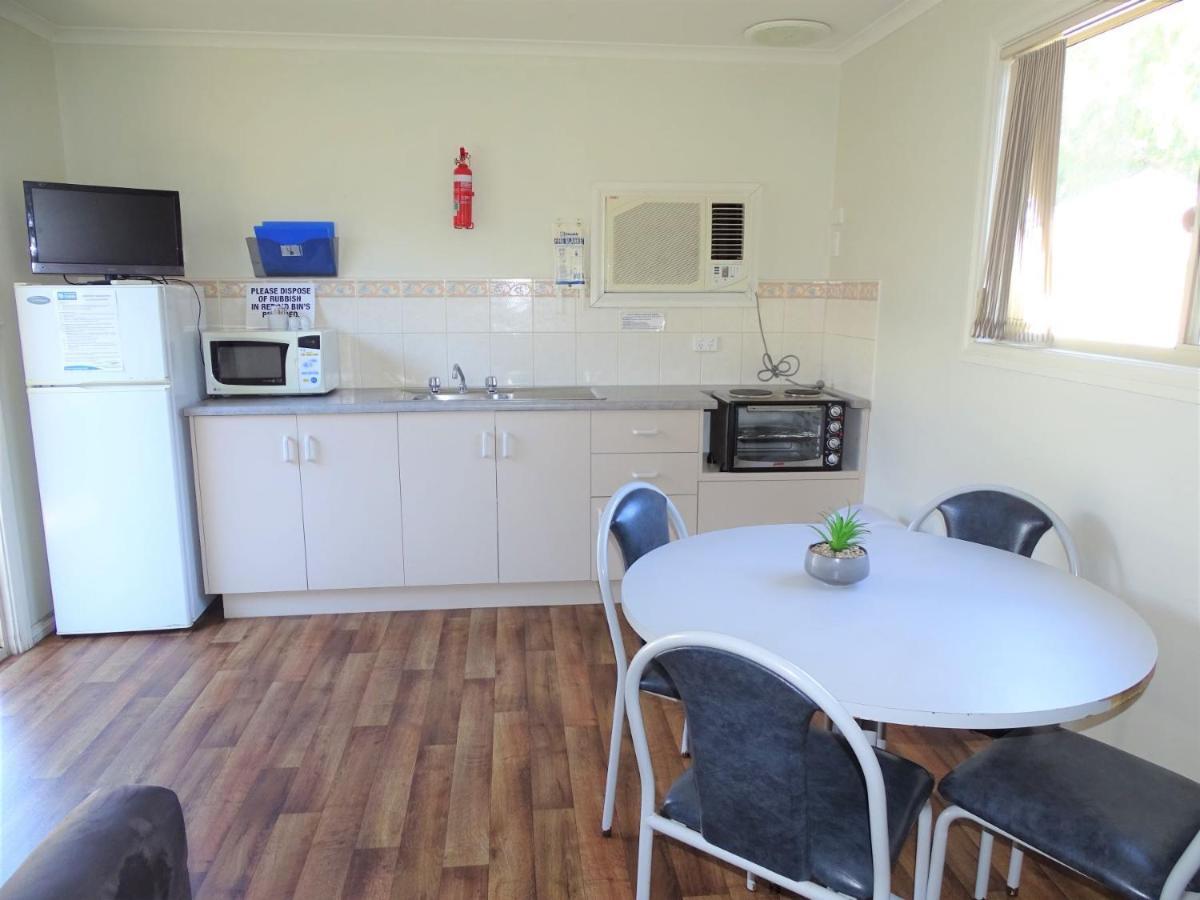 Moonta Bay Cabins Motel Port Moonta Ngoại thất bức ảnh