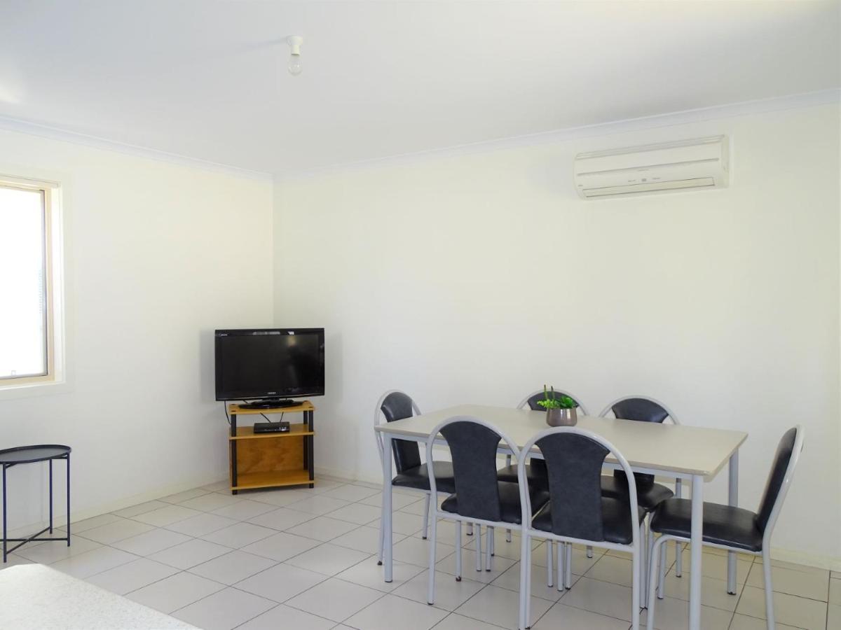 Moonta Bay Cabins Motel Port Moonta Ngoại thất bức ảnh